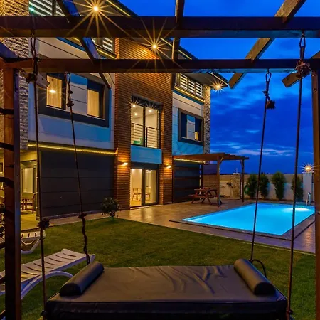 Palm Private Villas بيليك