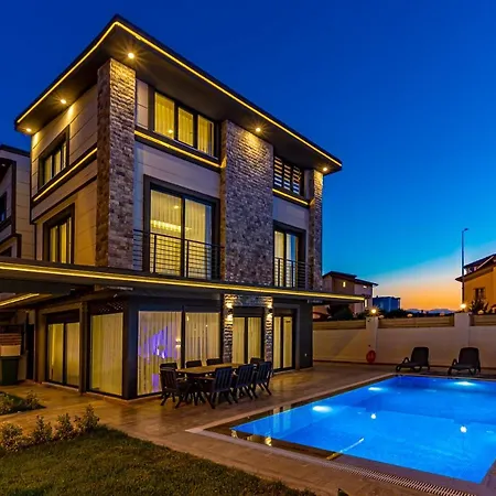 فيلة Palm Private Villas بيليك