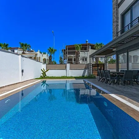 Palm Private Villas بيليك