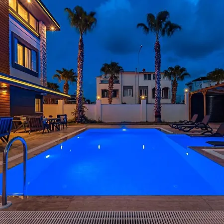 Palm Private Villas فيلة