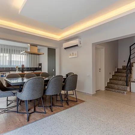 Palm Private Villas بيليك