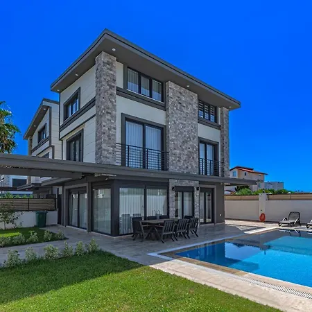 Palm Private Villas 别墅 贝莱克